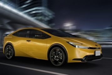 特別仕様車 G プラグインハイブリッド車 “Night Shade”（ベース車両はG プラグインハイブリッド車）