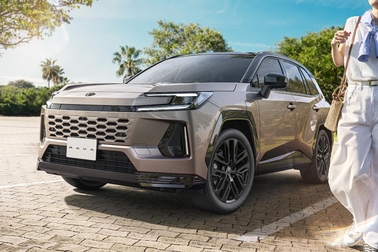 【モデル入り素材】Z（プラグインハイブリッド）