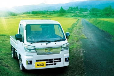 エクストラ（5MT・4WD）